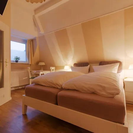 Hotel Haus Mueller 3*