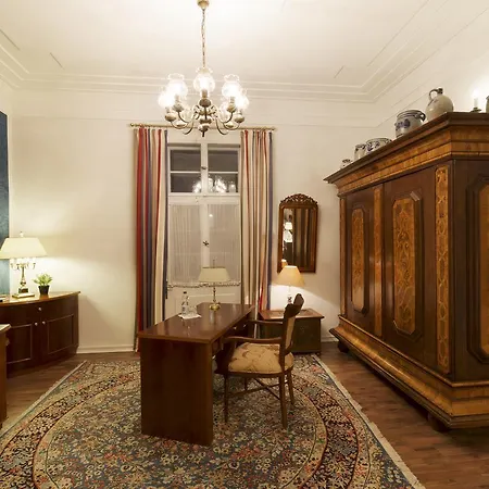 فندق Haus Mueller 3*